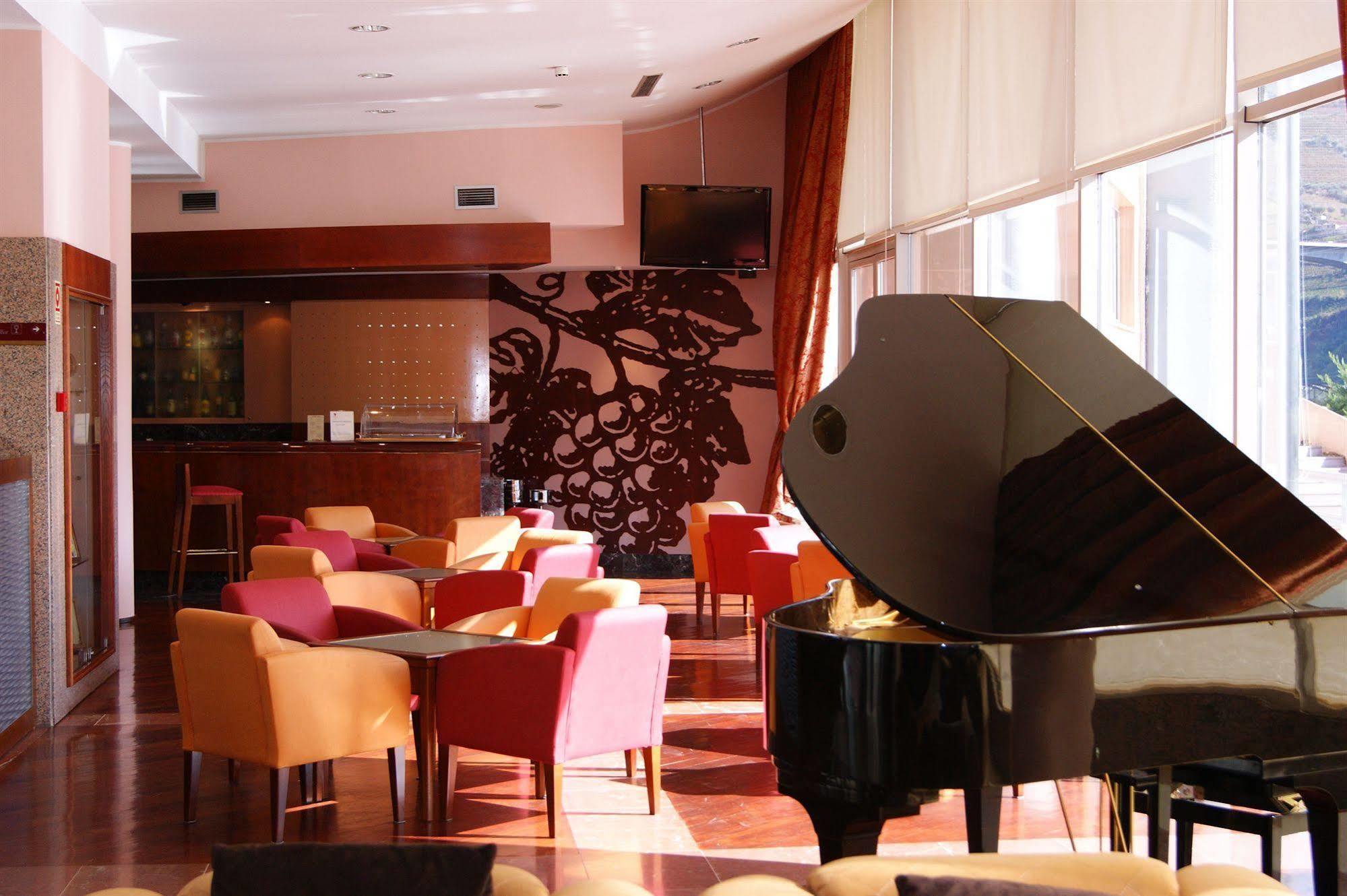 Hotel Regua Douro Пезу-да-Регуа Ресторан фото
